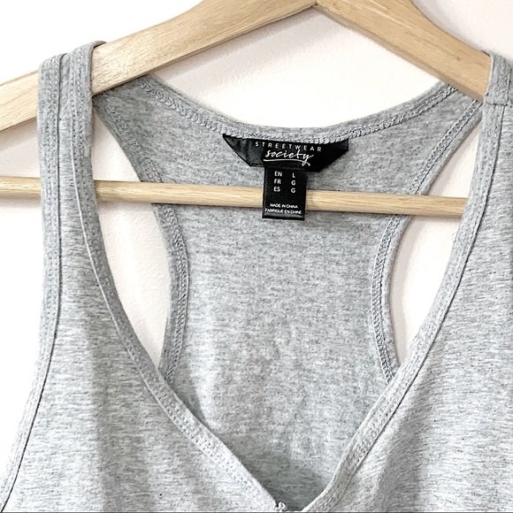 🎉5/$30 - Grey V-Neck bodysuit - Picture 7 of 9